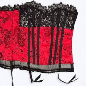 VTG Y2K Shirley Hollywood Corset Womens 36 Goth Girl Red & Black Lace Babydoll